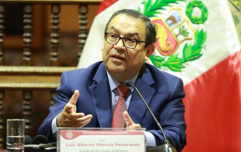 Portada: Alberto Otárola afirma que el "gobierno de Dina Boluarte no permitirá que vuelva el terrorismo”
