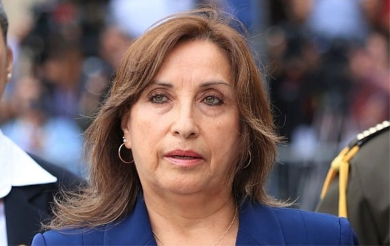Portada: Dina Boluarte anuncia que cambiará al premier Pedro Angulo