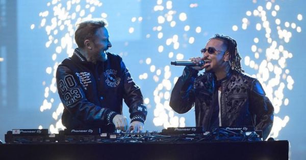 Ozuna deslumbró junto a David Guetta en los Latin Grammy 2023 con su tema 'Vocation'