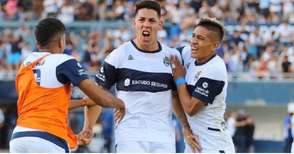 Portada: Sport Boys: jugador de Gimnasia de argentina reforzaría a los 'rosados' para el Torneo Clausura