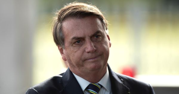 Portada: Jair Bolsonaro: Tribunal electoral de Brasil inhabilita al expresidente hasta el 2030