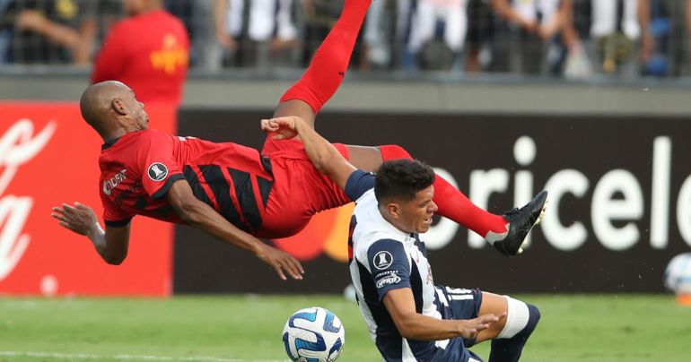 Portada: Alianza Lima peleó, pero no le alcanzó: igualó a cero con Athletico Paranaense por la fecha 1 de la Copa Libertadores