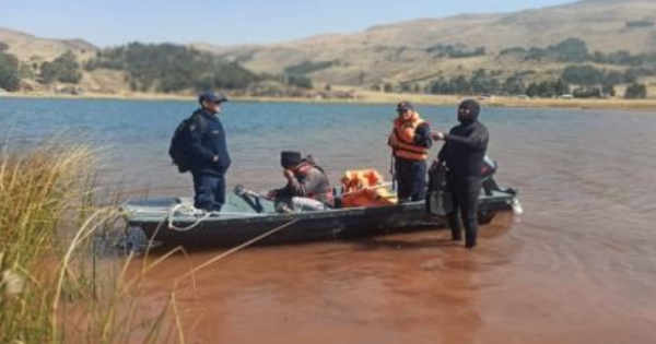 Lago Titicaca: hallan cuerpo de menor que se ahogó durante paseo escolar