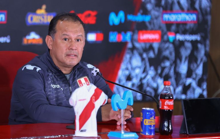 Juan Reynoso elogia compromiso de los jugadores de la selección peruana