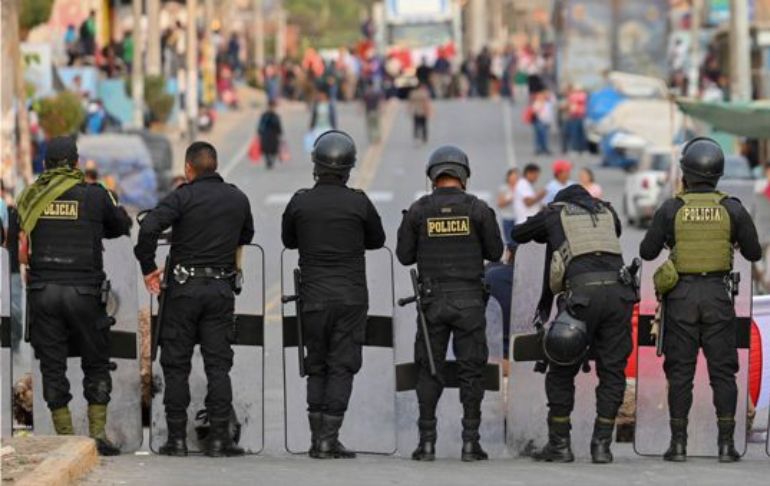 Policía despliega más efectivos en Lima ante llegada de manifestantes