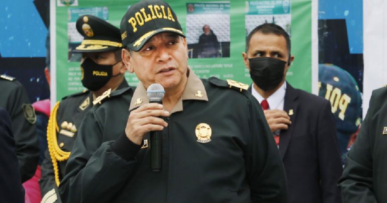 Jorge Angulo: comandante general de PNP reconoce que algunos policías alquilan armas a criminales