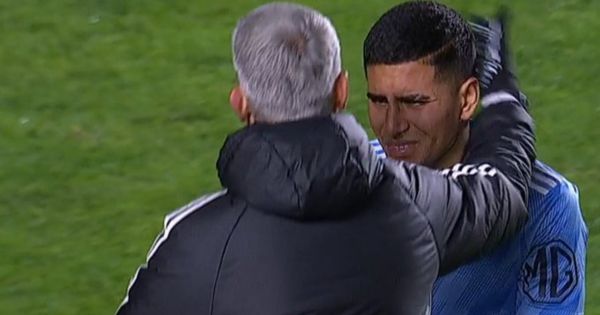 Sporting Cristal vs. The Strongest: Gianfranco Chávez lloró tras ser expulsado (VIDEO)