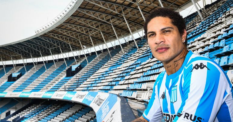 Paolo Guerrero conoció el Cilindro de Avellaneda, estadio de Racing Club