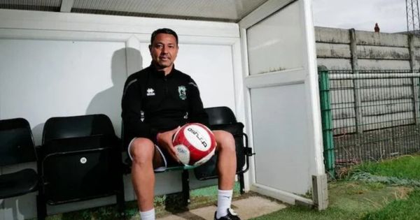 Nolberto Solano fue despedido de club de séptima división de Inglaterra por malos resultados