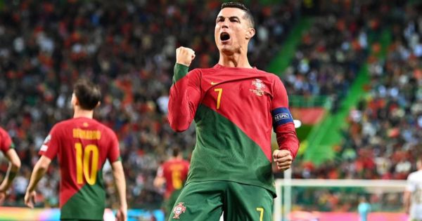 ¡Inacabable! Cristiano Ronaldo anotó doblete y Portugal clasificó a la Eurocopa 2024