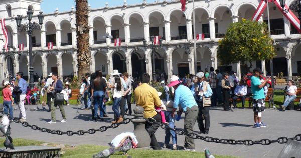 Fiestas Patrias: ¿este jueves 27 de julio es feriado o día no laborable?