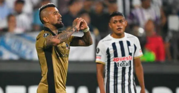 Portada: Arturo Vidal se sincera: "El gol más lindo que hice con Colo Colo fue contra Alianza Lima"