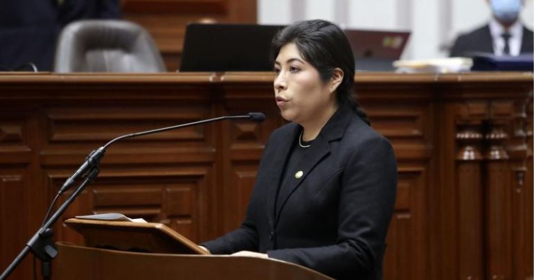 Betssy Chávez reaparece en audiencia de prisión preventiva y acusa que argumentos de Fiscalía son "falsedades"