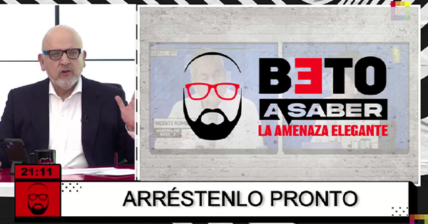 Beto Ortiz: "El Perú se debate en una crisis de delincuencia y el lagarto Vizcarra tiene 11 policías para que lo cuiden"