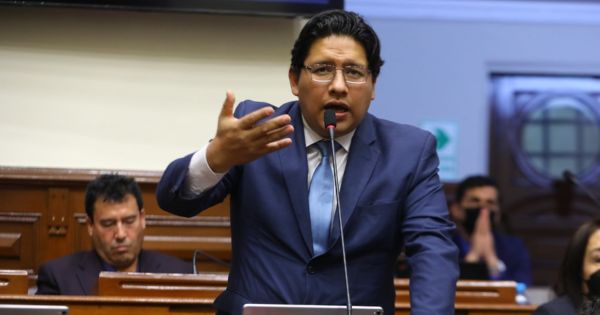Portada: Caso 'Los Niños': Ilich López pide que le devuelvan sus equipos incautados en allanamiento fiscal