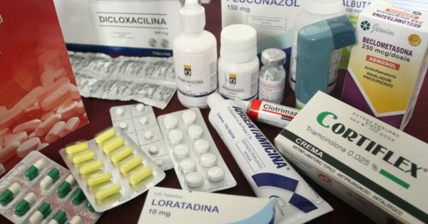 Portada: ¡Alerta! Farmacias y boticas ya no están obligadas a vender medicamentos genéricos