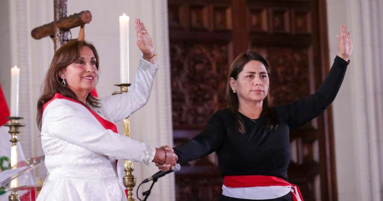 Portada: Ministra de Salud sobre moción de vacancia contra Dina Boluarte: "La presidenta está firme"
