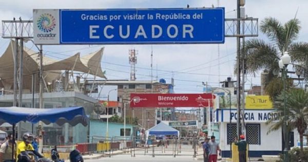 Portada: Perú refuerza la frontera con Ecuador tras asesinato de Fernando Villavicencio