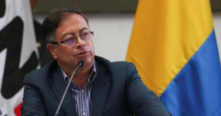 Comisión de Relaciones Exteriores acuerda declarar persona no grata a Gustavo Petro