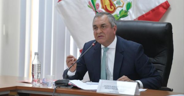 Ministro Vicente Romero informa que sueldo de Policía de Orden y Seguridad ascenderá a S/ 2153