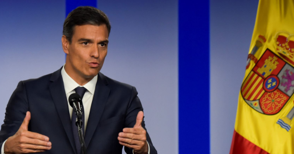 Portada: Pedro Sánchez dice que continúa al frente del Gobierno de España: "He decidido seguir con más fuerza"