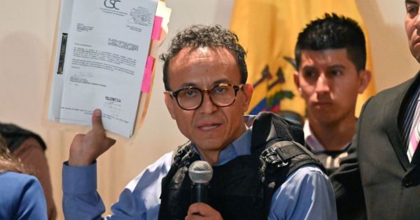 Christian Zurita revela informe que Fernando Villavicencio iba a denunciar antes de ser asesinado