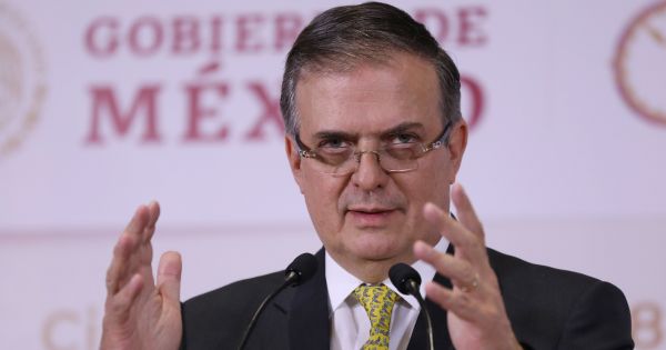 Canciller mexicano Marcelo Ebrard anuncia su candidatura a la Presidencia por partido de AMLO