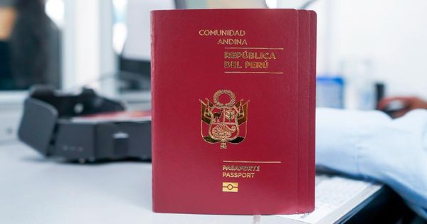 Portada: Este martes inició la emisión de pasaporte electrónico con vigencia de 10 años: estos son los pasos para tramitarlo