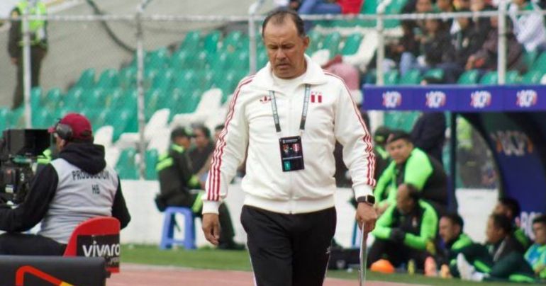 ¡Fin de la novela! Juan Reynoso dejó de ser técnico de la selección peruana