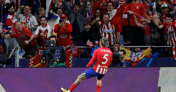 Portada: ¡Celebra 'colchonero'! Atlético Madrid le gana con autoridad 2-0 al Borussia Dortmund
