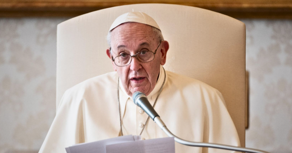 Papa Francisco: "Por favor, en nombre de Dios, que cese el fuego"