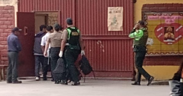 San Juan de Lurigancho: encuentran armas de fuego en mochilas de escolares