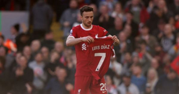 Liverpool venció 3-0 al Nottingham Forest y dedica victoria al colombiano Luis Díaz