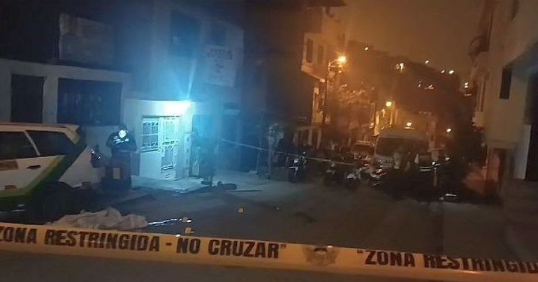 Sicarios asesinaron a balazos a un hombre a pocos metros de su casa en SJL