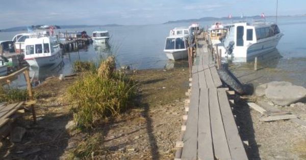 Alerta en Puno: nivel del lago Titicaca podría descender 82 centímetros a finales de año, advierte Senamhi