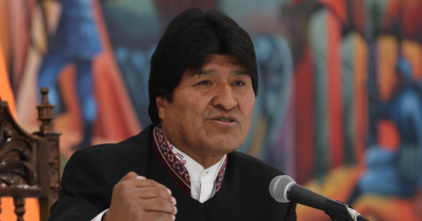 Portada: Evo Morales advierte que será candidato presidencial en Bolivia "a las buenas o a las malas"