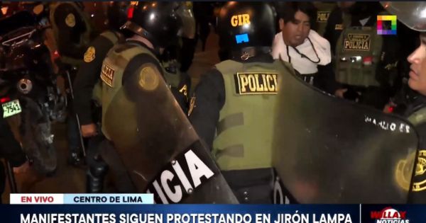 Portada: Paro de transportistas: disturbios y detenidos en la avenida Abancay