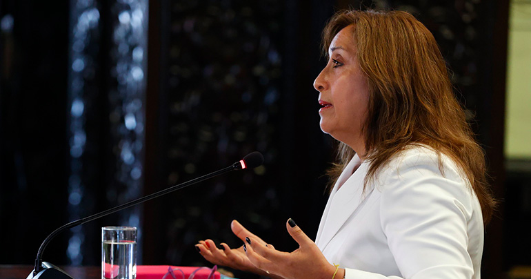 Gobierno alista proyecto para recortar adelanto de elecciones para fines de este año