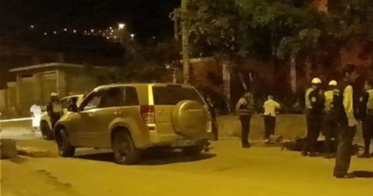 Ate Vitarte: dos hombres fueron asesinados a balazos en una camioneta
