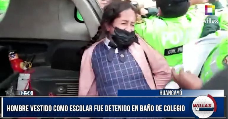 Huancayo: sujeto vestido de alumna es detenido en baño de colegio