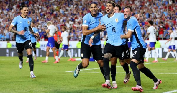 Uruguay venció 1-0 a Estados Unidos y clasificó a los cuartos de final de la Copa América con puntaje perfecto