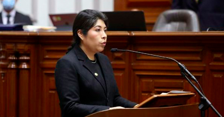 Fiscalía alista pedido de prisión preventiva para Betssy Chávez