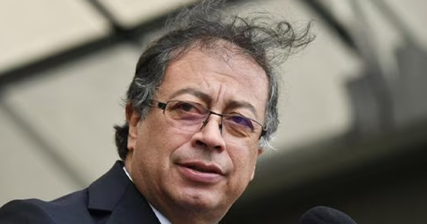 Portada: Gustavo Petro tras confesión de que entró dinero del narcotráfico a su campaña: "Este Gobierno acaba en el 2026"