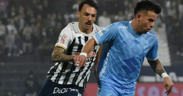 Portada: Alianza Lima perdió 3-2 ante Bolívar por la Copa Ciudad de los Reyes