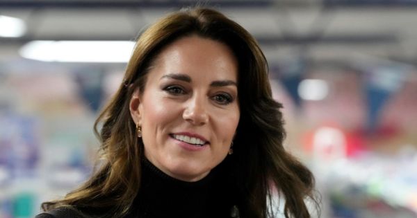 Kate Middleton es vista junto al príncipe Guillermo en medio de rumores sobre su estado de salud