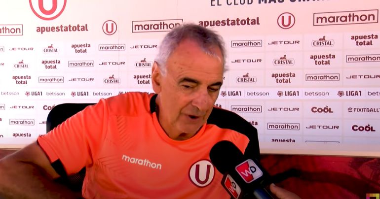 Fossati sobre Salas para Willax Deportes: "Está sabiendo llevar un grupo muy valorado como es el de Alianza"