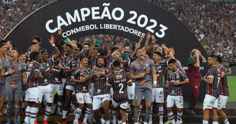 A Luis Advíncula y Boca Juniors se le derrumbó un sueño: Fluminense ganó 2-1 y ganó el título de la Copa Libertadores