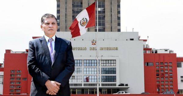 Crisis en el Ministerio del Interior: renuncia viceministro de Seguridad Pública, Héctor Loayza