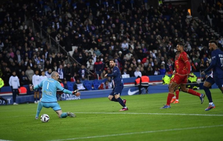 Portada: Con gol de Lionel Messi, PSG derrotó 2-0 al Angers por la Ligue 1 [VIDEO]