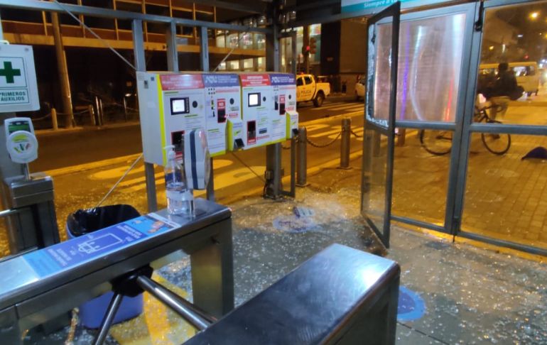 Delincuentes atacaron estación Jirón de la Unión del Metropolitano